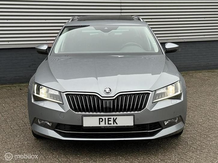 Occasion Skoda Superb Style 280 PK (205 kW) 2016 Grijs Hatchback