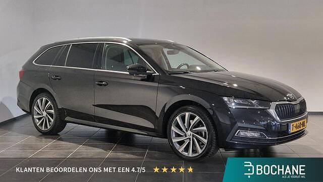 Zwart Gebruikt 2020 Skoda Octavia Business Line Stationwagen | € 23.945 (Iets duurder) - Afbeelding 1/4