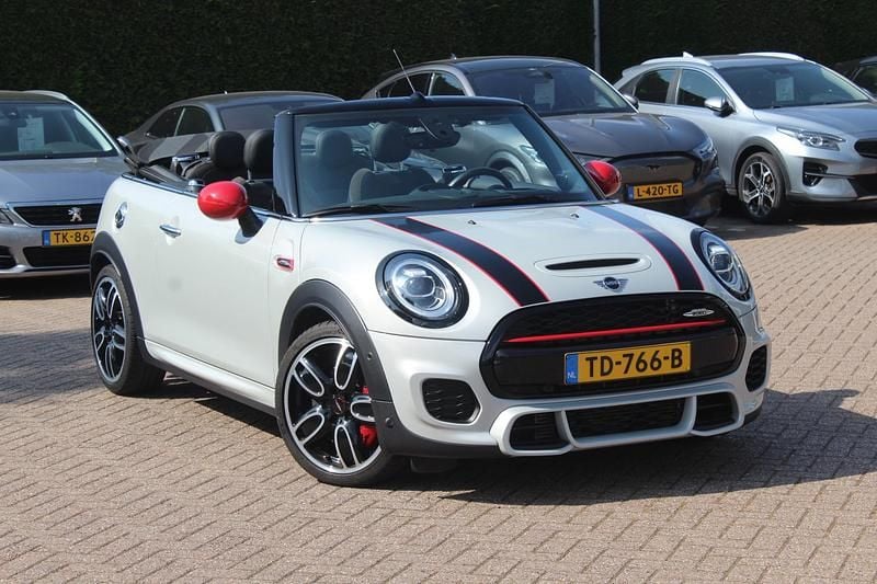 Occasion Mini John Cooper Works Cabriolet Chili 233 PK (171 kW) 2018 Wit Cabriolet