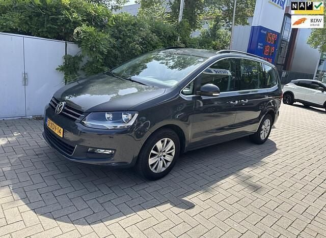Grijs Gebruikt 2014 VW Sharan Comfortline MPV | € 5.750 - Afbeelding 1/4