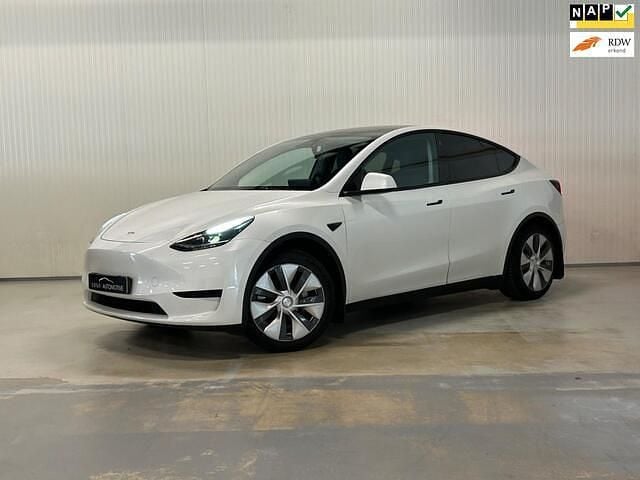 Wit Gebruikt 2023 Tesla Model Y RWD SUV | € 33.950 (Eerlijke prijs) - Afbeelding 1/4