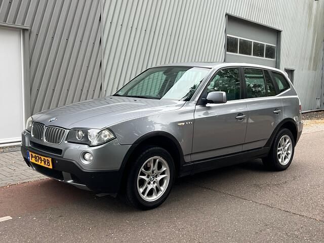 Grijs Gebruikt 2006 BMW X3 Executive SUV | € 3.950 - Afbeelding 1/4