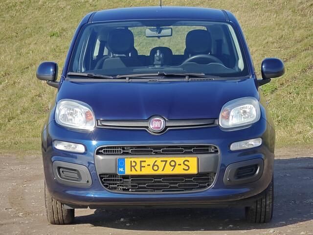 Occasion Fiat Panda Lounge 82 PK (60 kW) 2017 Blauw Hatchback
