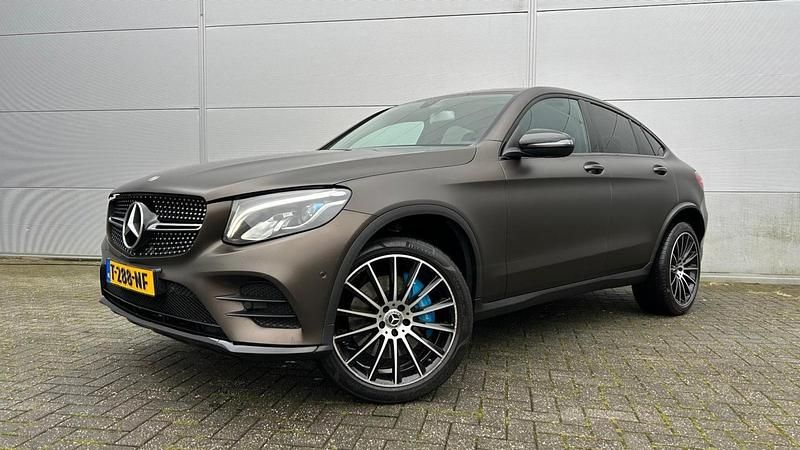 Bruin Occasion 2017 Mercedes GLC350 AMG Coupé | € 36.950 (Eerlijke prijs) - Afbeelding 1/4