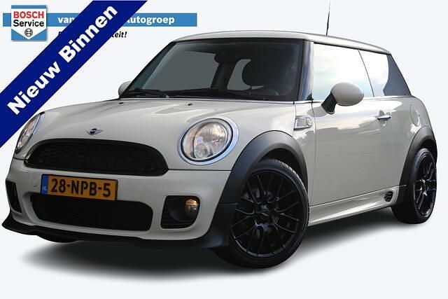 Wit Gebruikt 2010 Mini John Cooper Works Business Hatchback | € 5.745 - Afbeelding 1/4