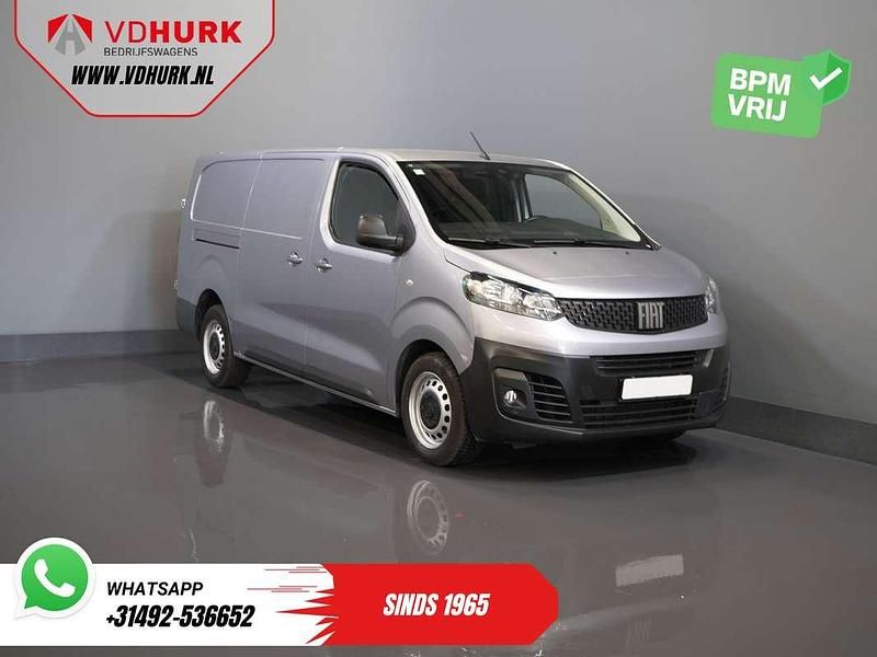 Zilver Gebruikt 2023 Fiat Scudo MPV | € 19.444 (Eerlijke prijs) - Afbeelding 1/3