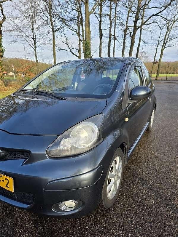 Occasion Toyota Aygo Comfort 68 PK (50 kW) 2010 Hatchback