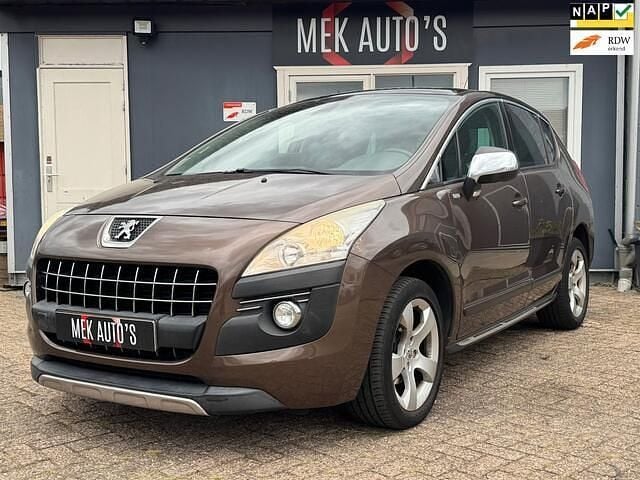 Bruin Gebruikt 2013 Peugeot 3008 Style MPV | € 5.544 (Eerlijke prijs) - Afbeelding 1/4