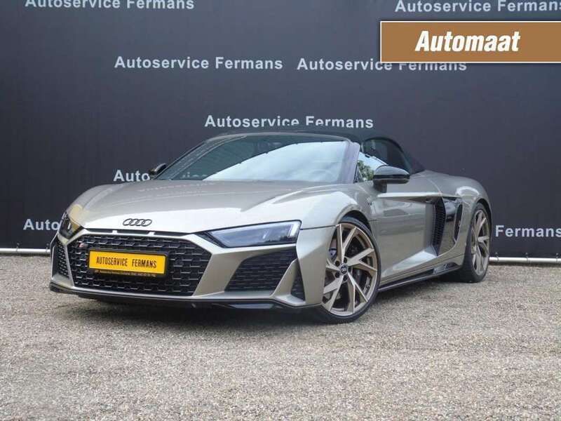 Grijs, metallic lak Gebruikt 2021 Audi R8 Spyder Cabriolet | € 159.950 - Afbeelding 1/4