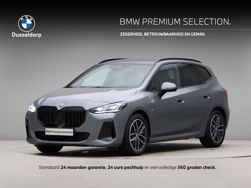 Grijs Gebruikt 2022 BMW 218 Active Tourer M Sport MPV | € 34.900 (Duur) - Afbeelding 1/4