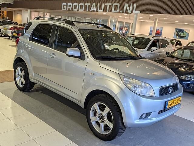 Grijs Occasion 2007 Daihatsu Terios SUV | € 5.944 (Goede deal) - Afbeelding 1/4
