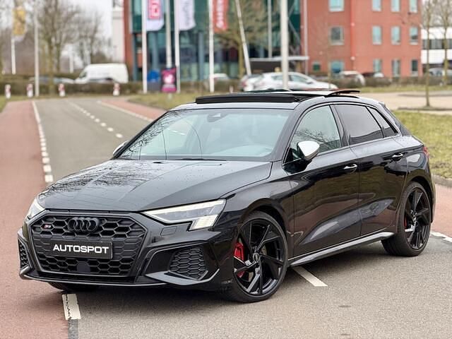 Occasion Audi S3 Sportback 310 PK (228 kW) 2021 Zwart (metallic) Hatchback