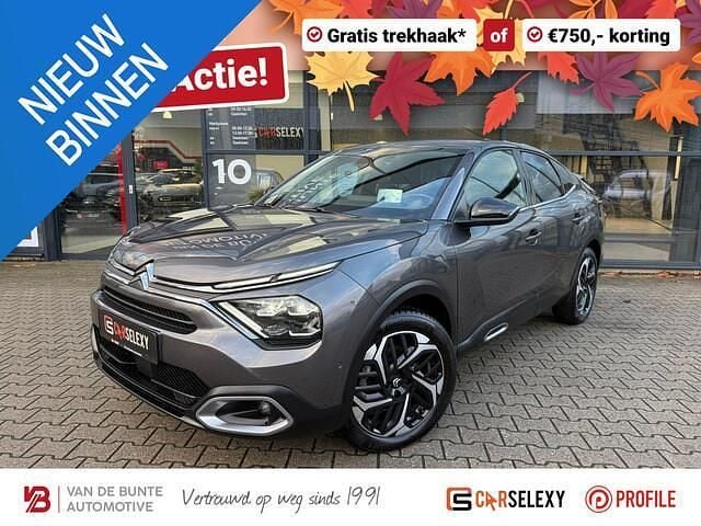 Grijs Gebruikt 2023 Citroën C4 PureTech Sedan | € 21.950 (Goede deal) - Afbeelding 1/4