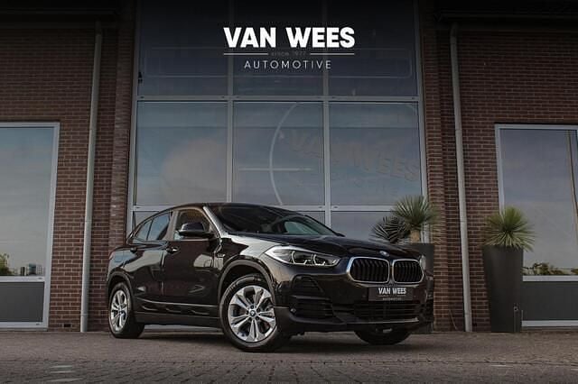Zwart Gebruikt 2022 BMW X2 Executive SUV | € 23.450 (Super prijs) - Afbeelding 1/3