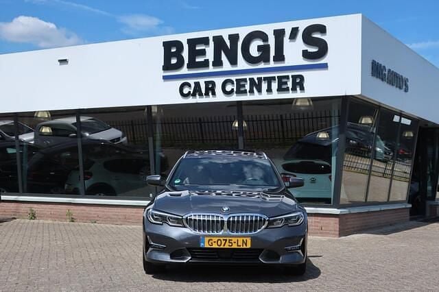 Occasion BMW 330 Executive 259 PK (190 kW) 2019 Grijs Stationwagen