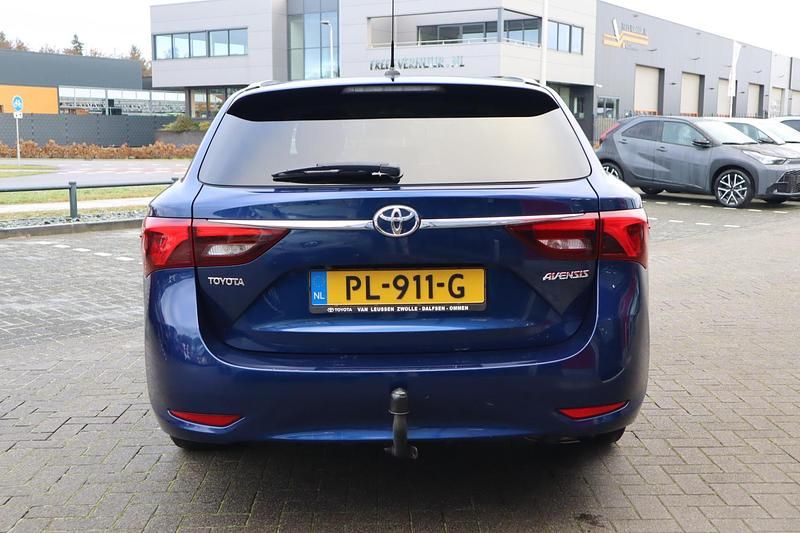 Occasion Toyota Avensis 147 PK (108 kW) 2016 Blauw Stationwagen