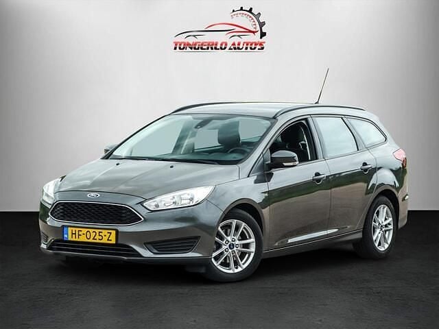 Grijs Gebruikt 2015 Ford Focus Trend Stationwagen | € 3.999 (Goede deal) - Afbeelding 1/4