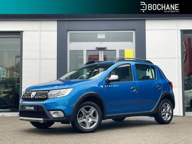 Blauw Gebruikt 2019 Dacia Sandero Hatchback | € 14.950 (Duur) - Afbeelding 1/4