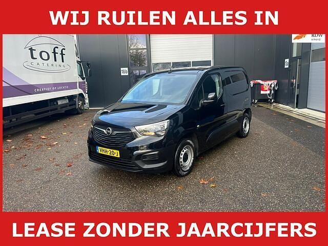 Zwart Gebruikt 2020 Opel Combo Van | € 8.890 (Eerlijke prijs) - Afbeelding 1/4