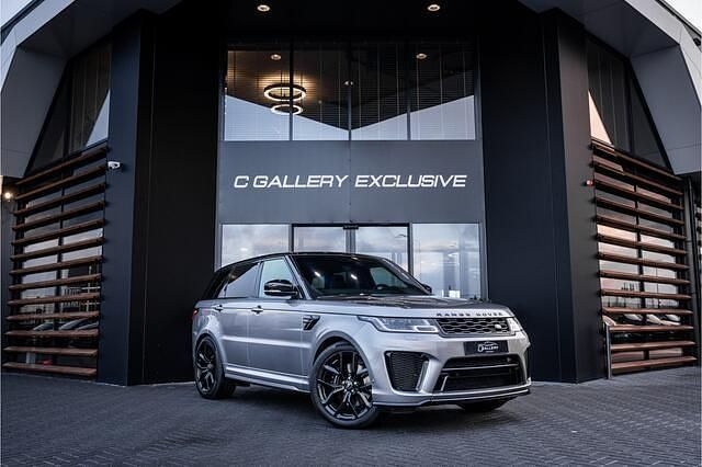 Grijs (metallic) Occasion 2021 Land Rover Range Rover Sport SVR SUV | € 99.995 - Afbeelding 1/4