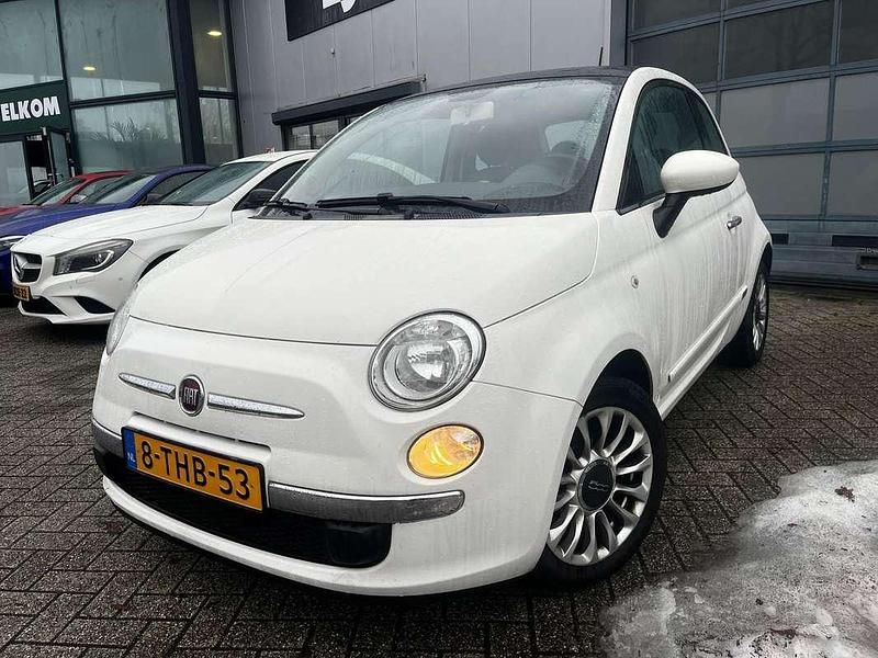Wit Occasion 2014 Fiat 500 Lounge Hatchback | € 4.995 (Goede deal) - Afbeelding 1/4