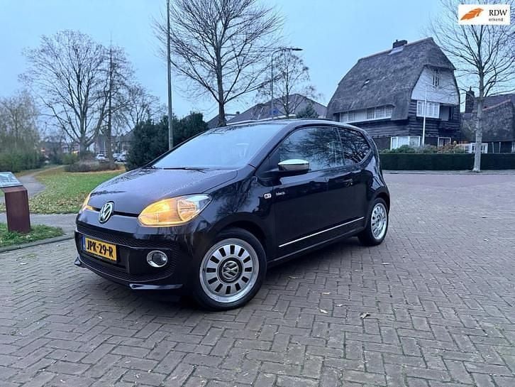 Zwart (metallic) Gebruikt 2012 VW up! Hatchback | € 4.995 (Eerlijke prijs) - Afbeelding 1/4