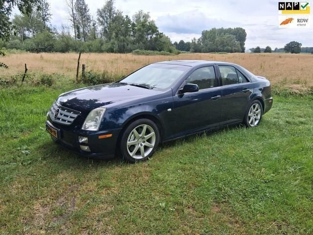Blauw Gebruikt 2005 Cadillac STS Sedan | € 6.990 - Afbeelding 1/4