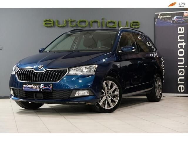 Blauw (metallic) Occasion 2021 Skoda Fabia Clever Stationwagen | € 15.744 (Eerlijke prijs) - Afbeelding 1/4