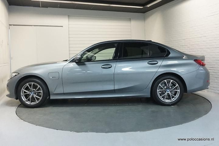 Occasion BMW 320e 204 PK (150 kW) 2023 Grijs Sedan