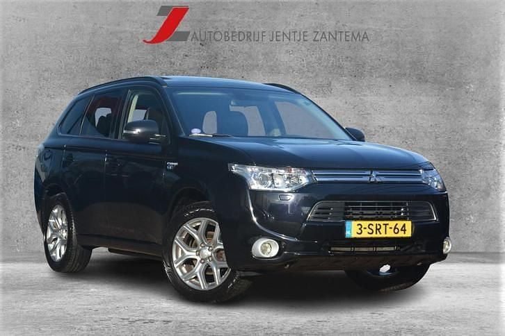 Zwart Occasion 2013 Mitsubishi Outlander Instyle SUV | € 7.999 (Eerlijke prijs) - Afbeelding 1/4