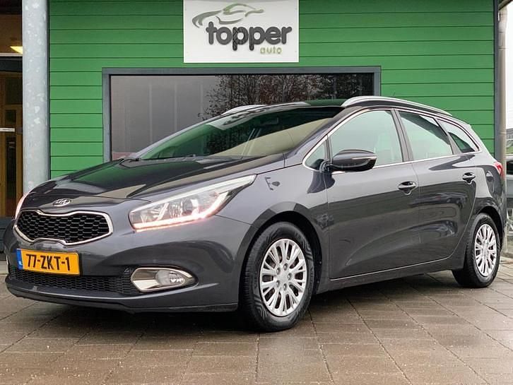 Grijs Gebruikt 2013 Kia Ceed Sportswagon Plus Stationwagen | € 9.950 (Eerlijke prijs) - Afbeelding 1/4