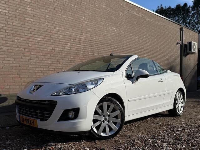 Occasion Peugeot 207 CC Griffe 120 PK (88 kW) 2011 Wit Cabriolet