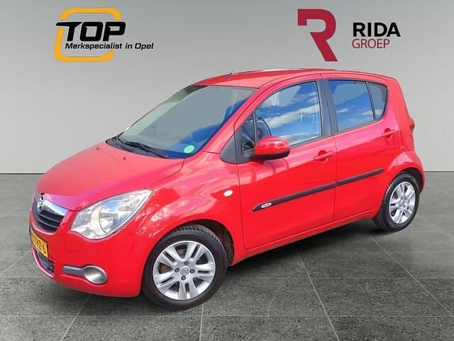 Rood Occasion 2012 Opel Agila Edition Hatchback | € 5.445 (Iets duurder) - Afbeelding 1/4