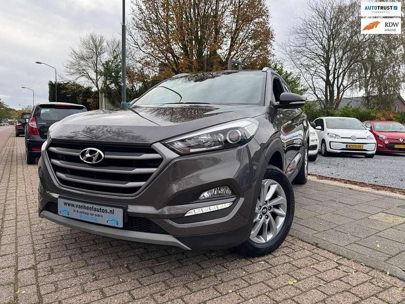 Grijs Gebruikt 2018 Hyundai Tucson Comfort SUV | € 16.995 (Goede deal) - Afbeelding 1/4