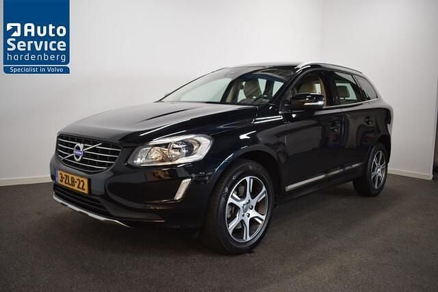 Zwart Gebruikt 2015 Volvo XC60 Summum SUV | € 17.950 (Goede deal) - Afbeelding 1/4