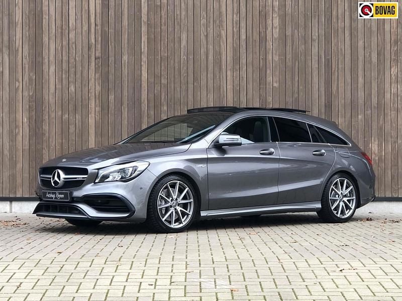 Occasion Mercedes CLA45 AMG AMG 381 PK (280 kW) 2017 Grijs, metallic lak Stationwagen