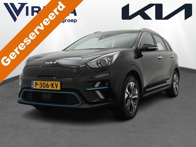 Zwart, metallic lak Gebruikt 2022 Kia e-Niro 2 SUV | € 24.950 (Super prijs) - Afbeelding 1/3