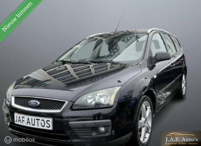 Zwart Gebruikt 2007 Ford Focus Stationwagen | € 2.499 (Eerlijke prijs) - Afbeelding 1/4