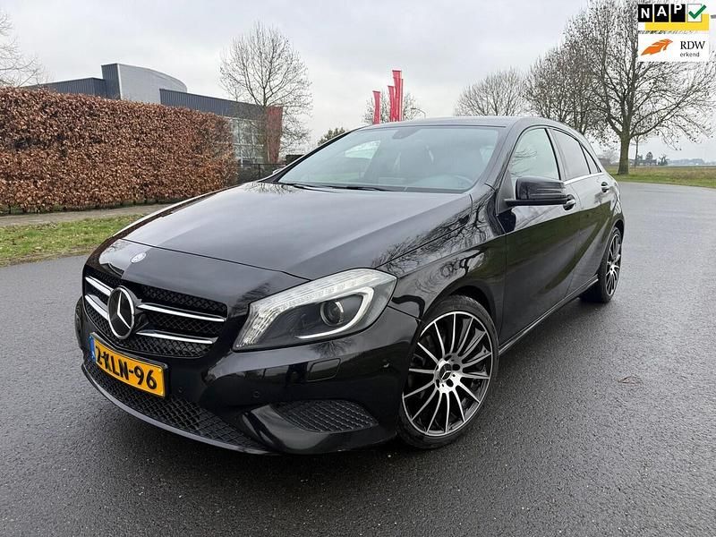Occasion Mercedes A180 2013 Zwart Hatchback