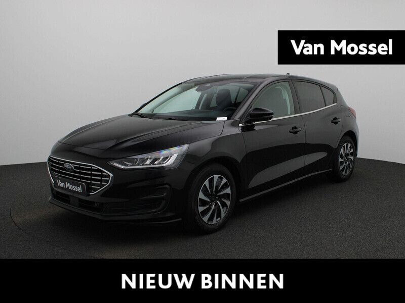 Zwart Gebruikt 2023 Ford Focus Titanium Hatchback | € 22.400 (Eerlijke prijs) - Afbeelding 1/4