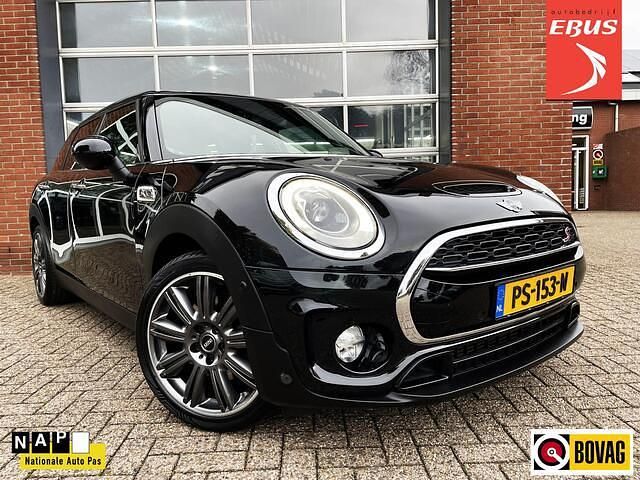 Zwart Gebruikt 2017 Mini Cooper Clubman Business Stationwagen | € 19.950 (Eerlijke prijs) - Afbeelding 1/4