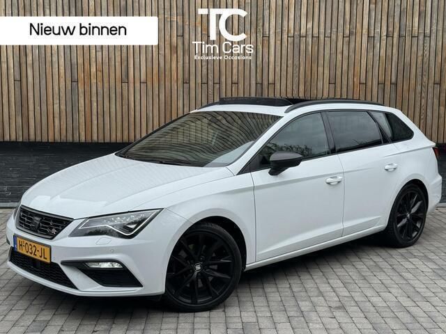 Wit Gebruikt 2020 Seat Leon ST Beats Stationwagen | € 20.950 (Iets duurder) - Afbeelding 1/4