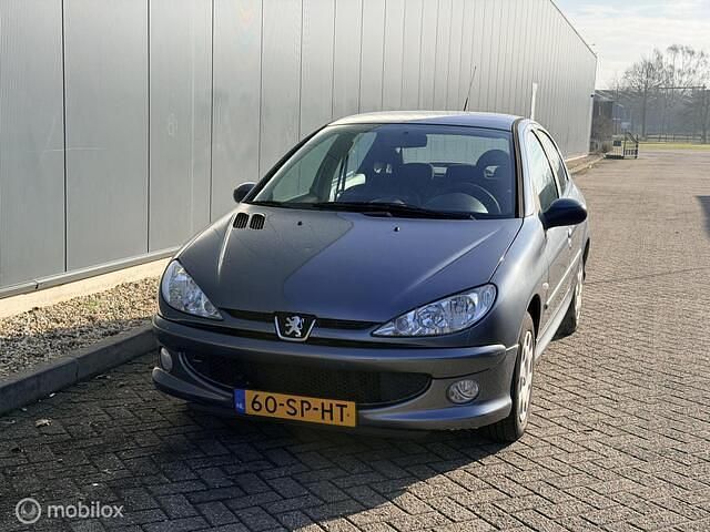 Occasion Peugeot 206 75 PK (55 kW) 2006 Grijs Hatchback