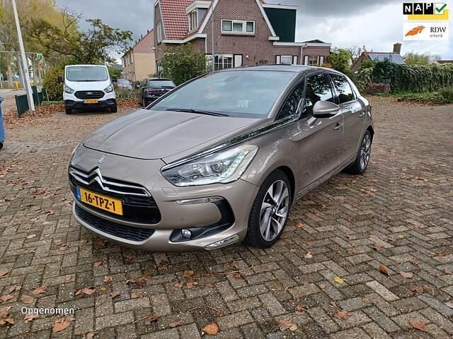 Grijs Gebruikt 2012 Citroën DS5 So Chic Hatchback | € 7.995 (Iets duurder) - Afbeelding 1/4