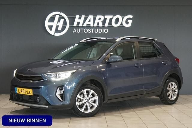 Blauw Gebruikt 2021 Kia Stonic SUV | € 18.900 (Eerlijke prijs) - Afbeelding 1/4