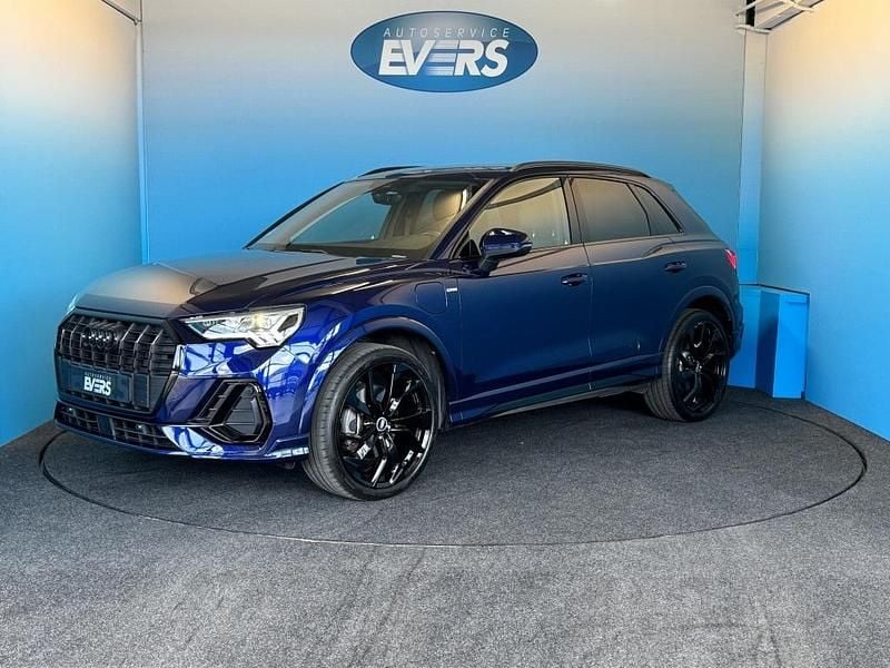Blauw Gebruikt 2021 Audi Q3 SUV | € 36.950 (Iets duurder) - Afbeelding 1/4