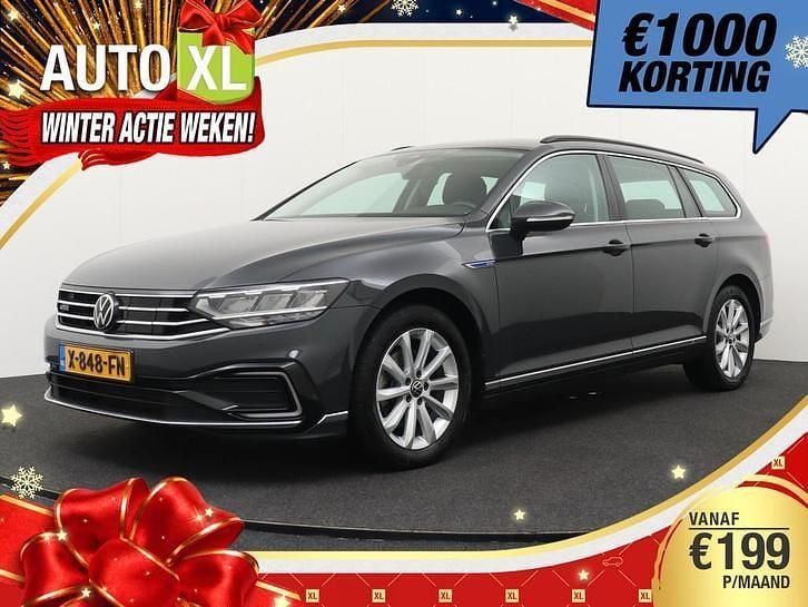 Grijs (metallic) Occasion 2021 VW Passat GTE Stationwagen | € 20.940 (Super prijs) - Afbeelding 1/4