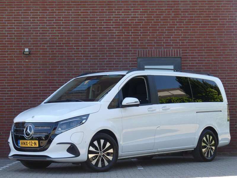 Wit Gebruikt 2024 Mercedes EQV300 Avantgarde MPV | € 60.440 - Afbeelding 1/4