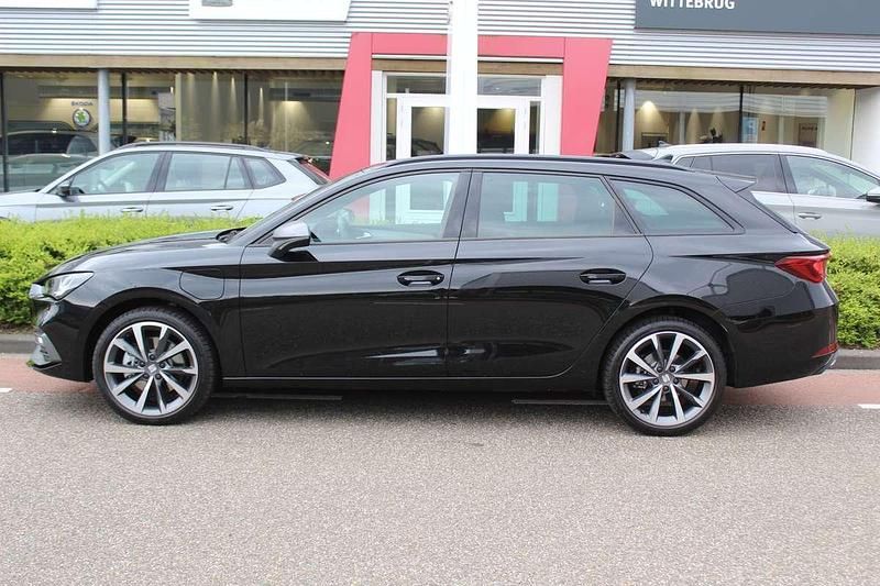Occasion Seat Leon ST FR 204 PK (150 kW) 2024 Zwart Stationwagen