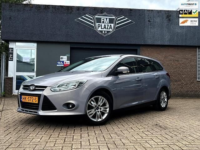Grijs Gebruikt 2014 Ford Focus Stationwagen | € 4.940 (Goede deal) - Afbeelding 1/4